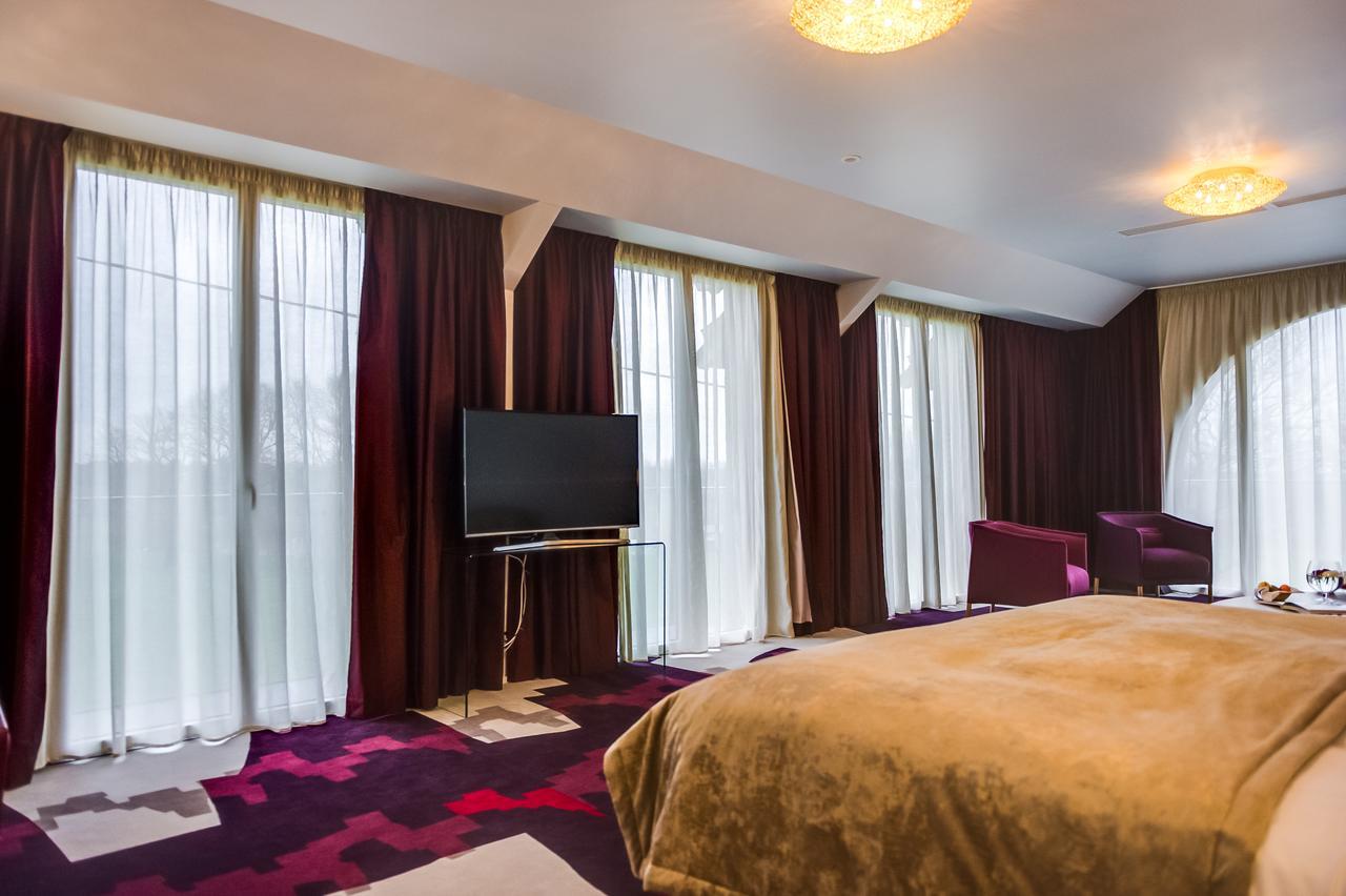Domaine De La Ferriere Hotel ชาโตว์บรีอองต์ ภายนอก รูปภาพ